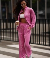 Велюровый костюм с широкими штанами   JK-002A750