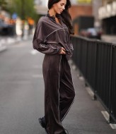 Велюровый костюм с широкими штанами   JK-002A750