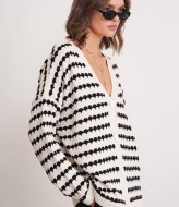 Стильный кардиган AMU-6882A660