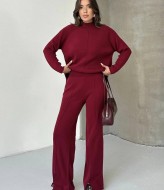 Стильный вязаный костюм AMU-12480A1199