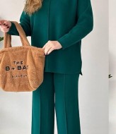 Стильный вязаный костюм AMU-12480A1199