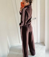 Теплий костюм з лампасами  AMU-1946.946A699  Теплий костюм з лампасами  AMU-1946.946A699