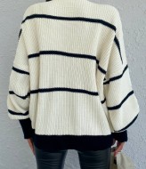 Женский вязаный свитер  AMU-6611A680