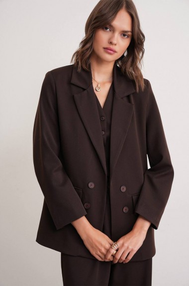 Классический пиджак женский AMU-4745A1299 Классический пиджак женский AMU-4745A1299