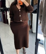 Вязаный костюм юбка и кофта  AMU-7020A1000