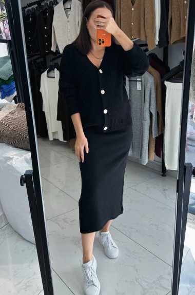 Вязаный костюм юбка и кофта  AMU-7020A1000