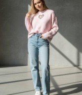 Свитер с сердечком  AMU-2379A770