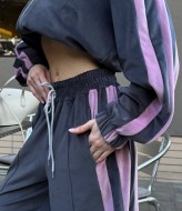 Велюровый костюм с широкими штанами  JK-026A800