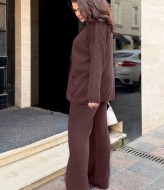 Костюм брючный осенний женский AMU-12439A1250