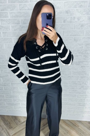 Свитер  со шнуровкой   AMU-8067A299 Свитер  со шнуровкой   AMU-8067A299