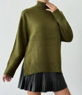 Женский свитер с горлом  AMU-2474A630