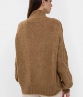 Свитер со спущенным рукавом  AMU-6817A640