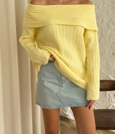 Светер  з відкрити плечіма AMU-2108A599