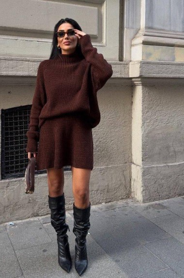 Вязаный костюм юбка и свитер  AMU-9495A1100