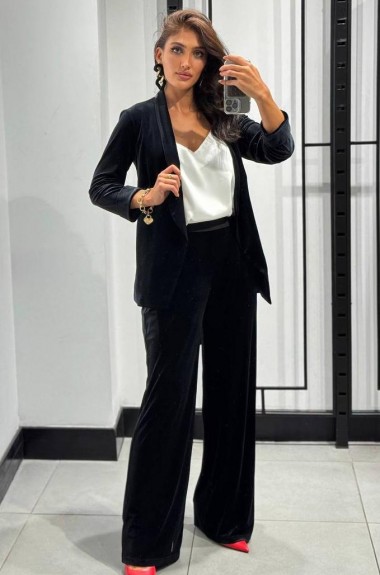 Брючный костюм из бархата  RK-895A700