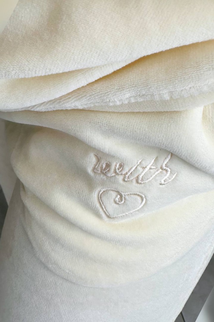 Велюровий костюм  AMU-028A1199  Велюровий костюм  AMU-028A1199