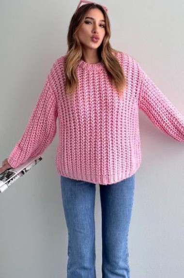 Нежный  вязаный свитер  AMU-2486A950