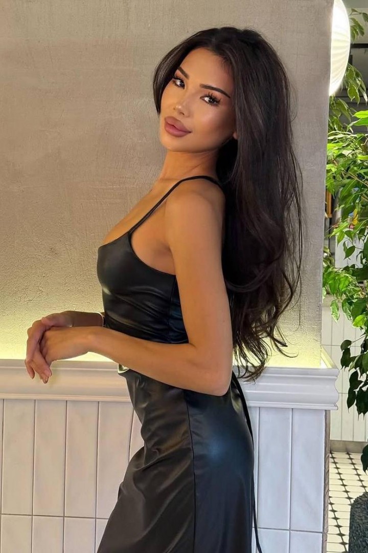 Платье с открытой спиной  JW-394A450