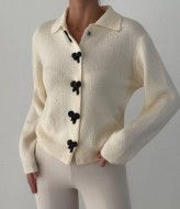 Кардиган жіночий   з гудзиками  AMU-4575A670