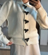 Кардиган жіночий   з гудзиками  AMU-4575A670