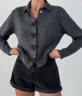 Кардиган жіночий   з гудзиками  AMU-4575A670