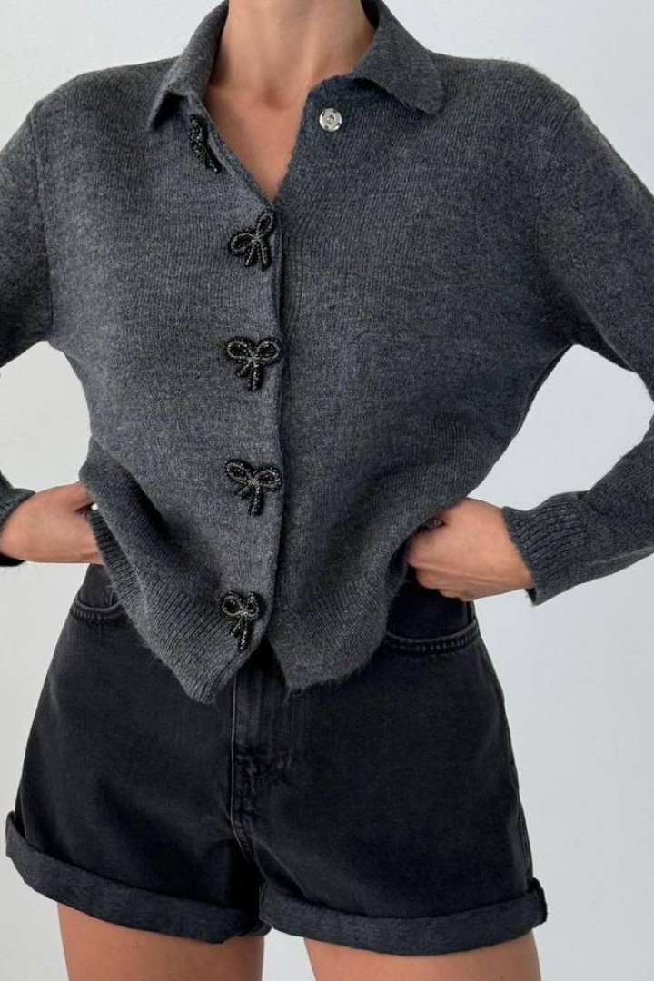 Кардиган жіночий   з гудзиками  AMU-4575A670