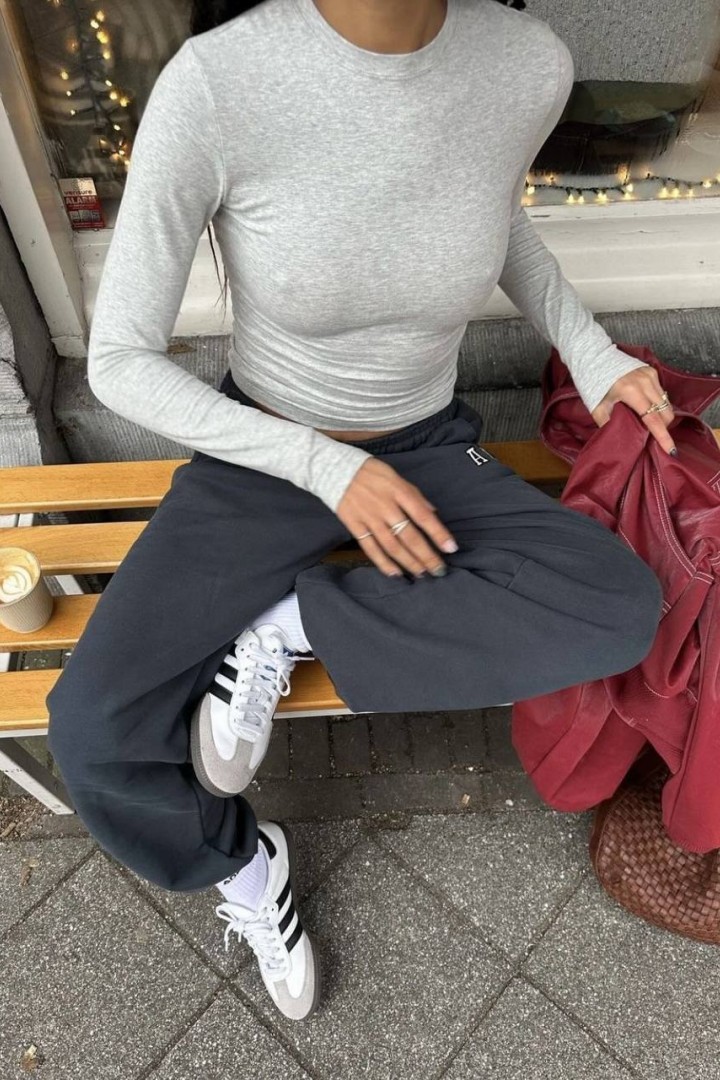 Базовый лонгслив HOU-354A249