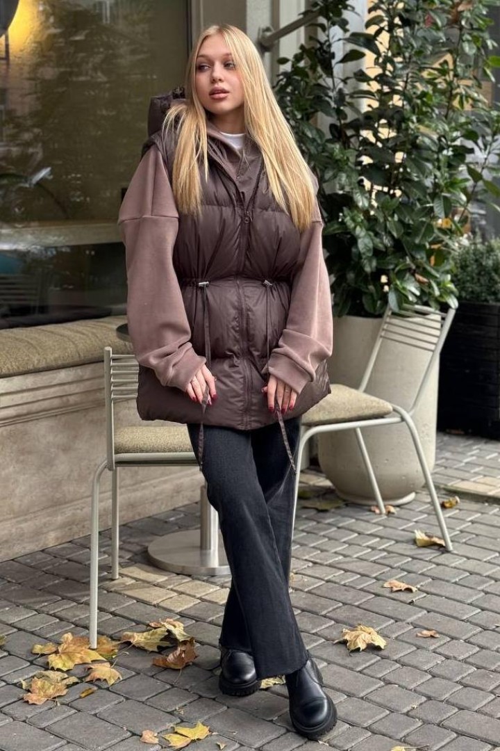 Жилетка пуховая женская  BAV-2025A900