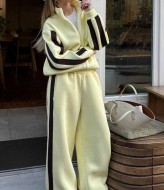 Спортивный костюм с лампасами JK-0039A1250