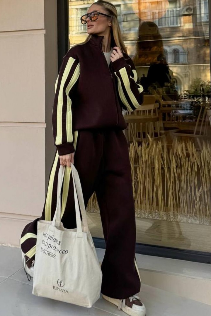 Спортивный костюм с лампасами JK-0039A1250