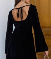 Чёрное маленькое платье  AMU-951A399