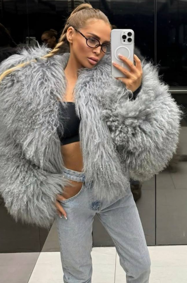 Шубка под ламу ANN-670A2200