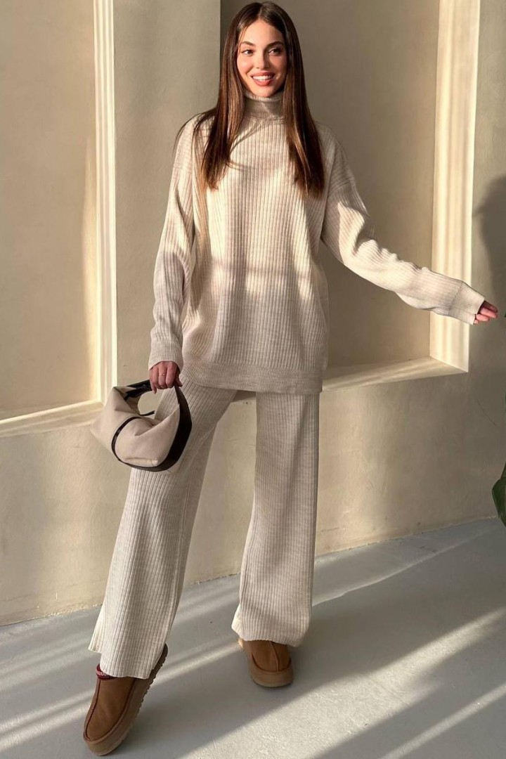 Брючный  костюм AMU-4713A950