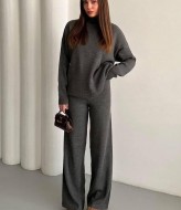 Брючный  костюм AMU-4713A950