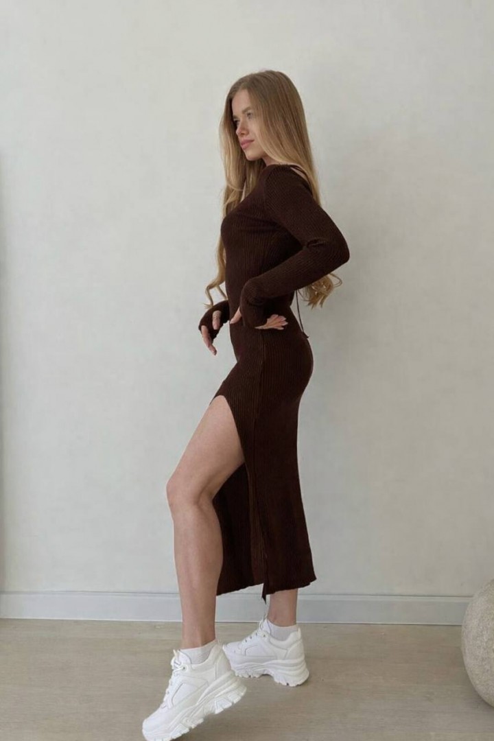 Сукня з розрізом на нозі DMP-A281A330