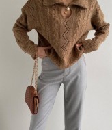 Свитер с воротником  AMU-3900A499