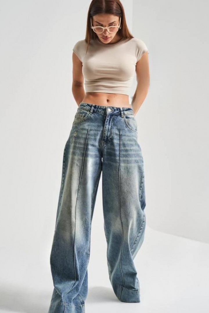 Стильные джинсы  AMU-3717A899