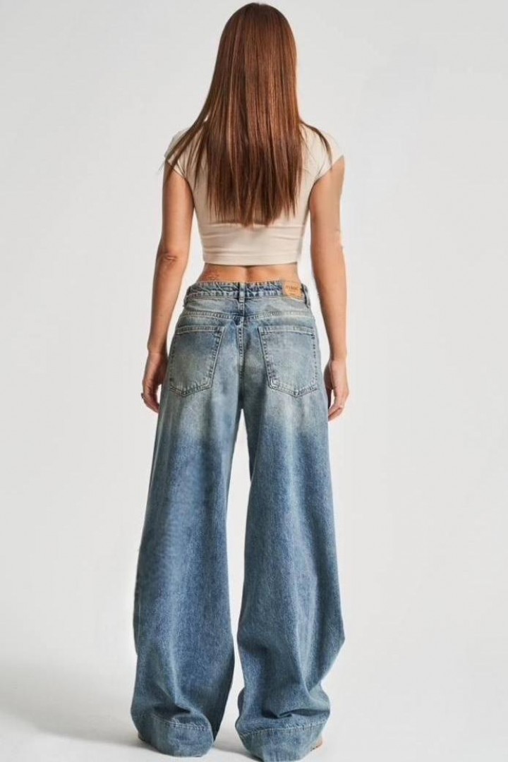 Стильные джинсы  AMU-3717A899