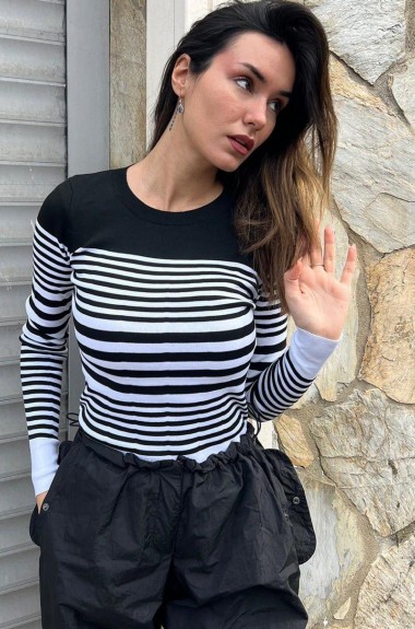 Свитер в полоску  ZAB-5831A325