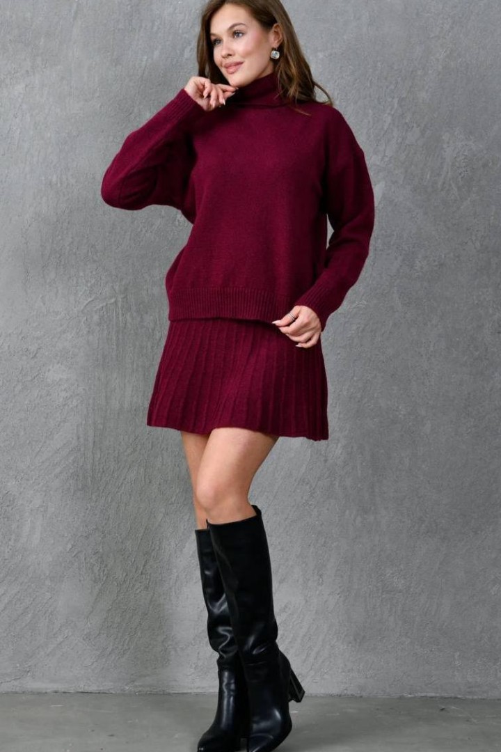 Костюм с юбкой  AMU-7777A899