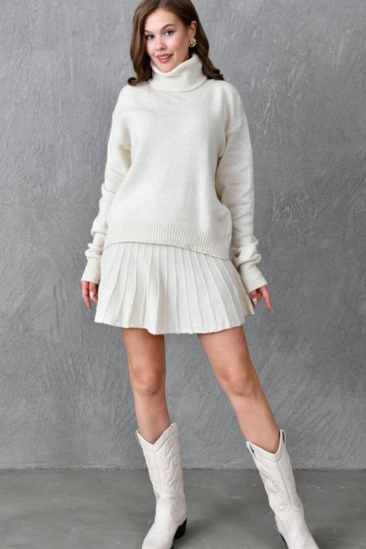 Костюм с юбкой  AMU-7777A899