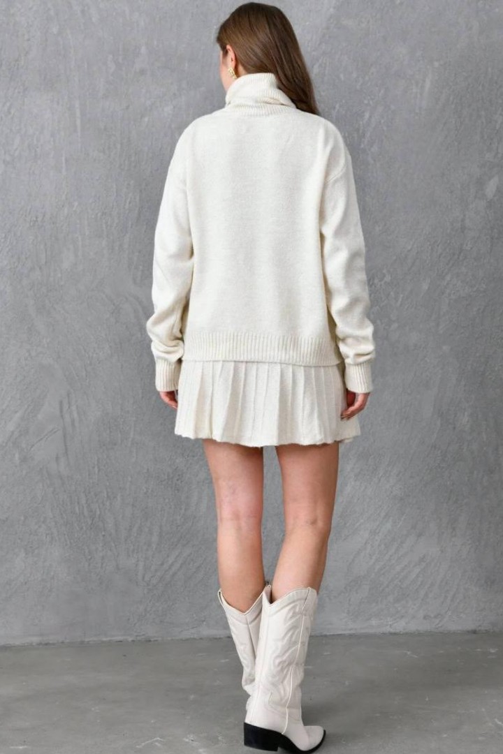 Костюм с юбкой  AMU-7777A899