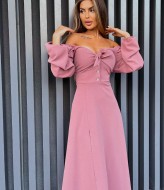 Платье с декольте  MB-63A650