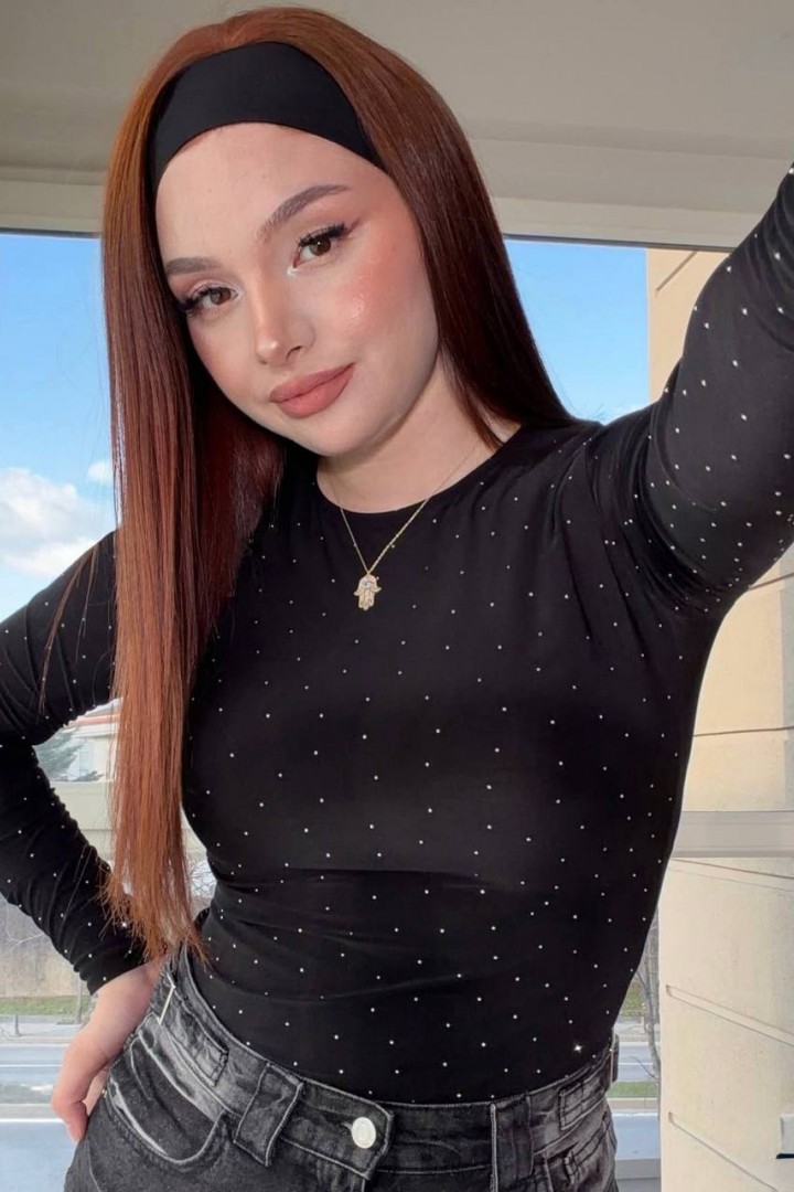 Лонгслів  зі стразами AMU-1481A425 