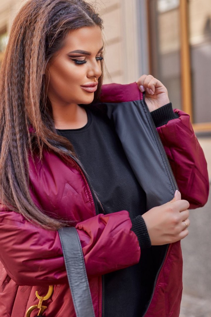 Демисезонная куртка  MB-162A550