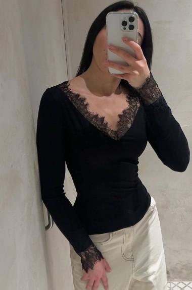 Лонгслив с кружевом HOU-428A349 Лонгслив с кружевом HOU-428A349