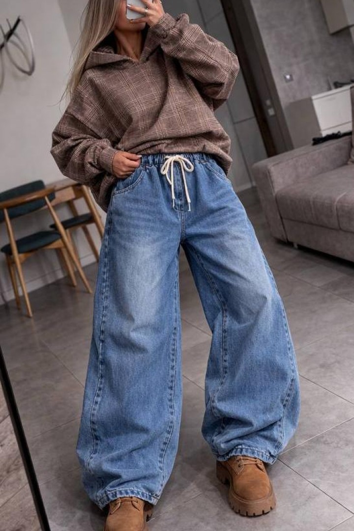 Джинсы модные женские  JK-01052A599