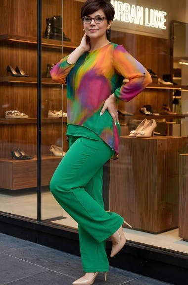 Яскравий весняний костюм AO-2410A500