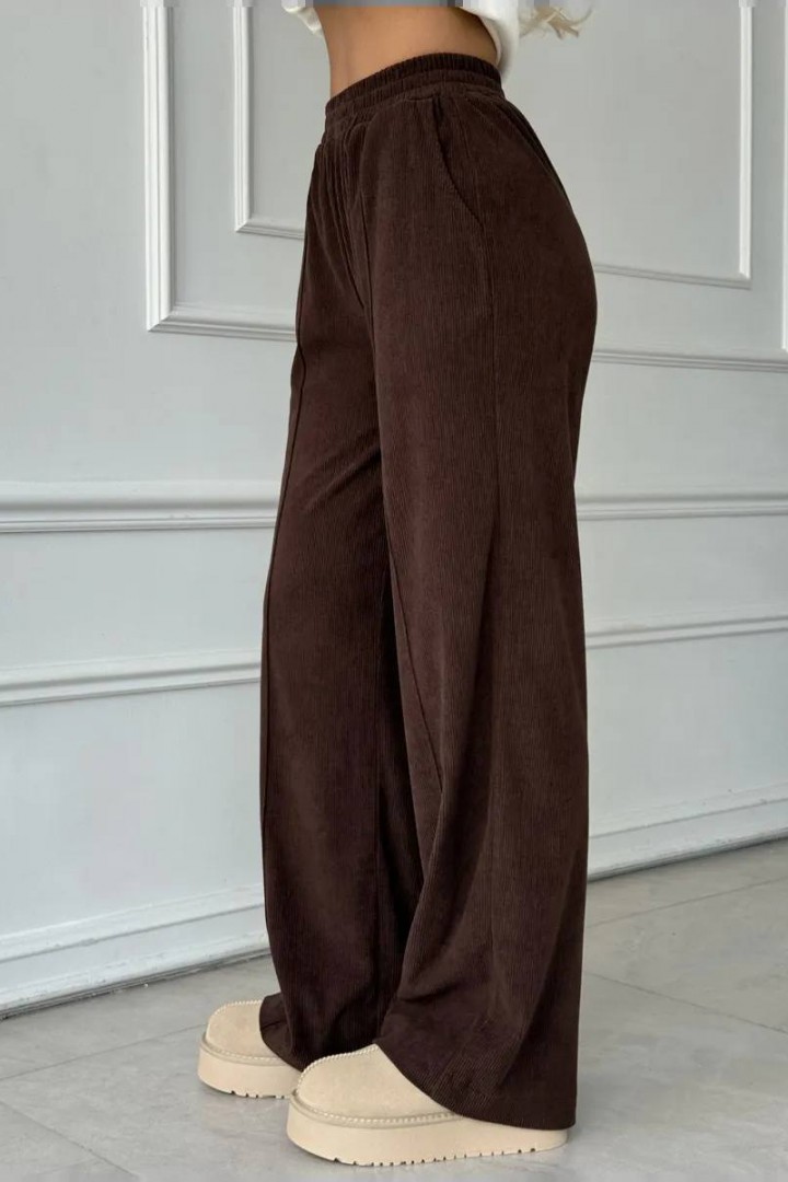 Вельветовые брюки на резинке  AMU-961A350