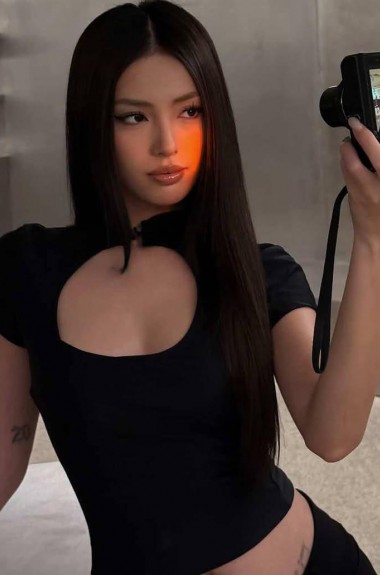 Топ з декольте  HOU-433A330 